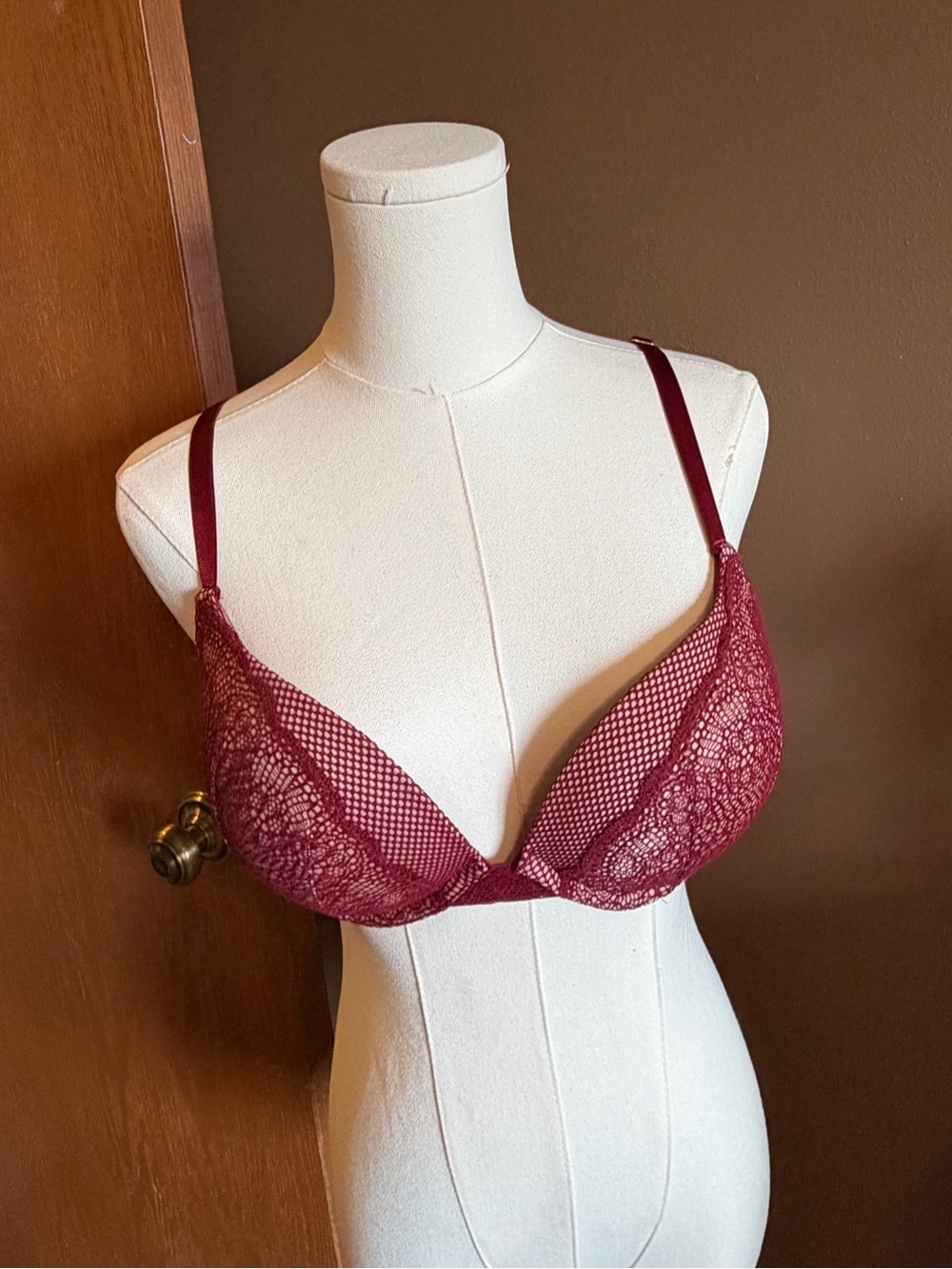 Victoria's Secret Burgundy Lace & Mesh Plunge Bra